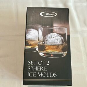 T.Harris set of 2 ice molds